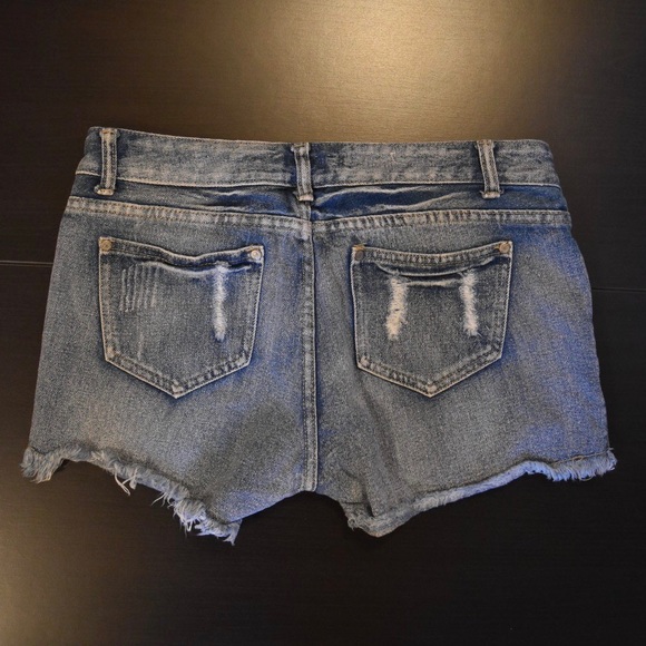 Free Culture Distressed Jean Shorts - Picture 2 of 6